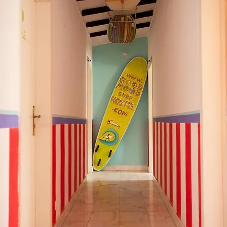 Auberge de jeunesse Surf Camp *