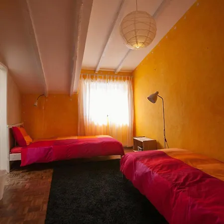Hostel Surf Camp *