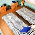 Hostel Surf Camp
