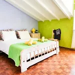 Surf Camp Hostel Ericeira
