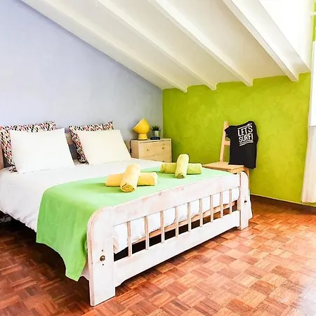 Surf Camp Hostel Ericeira