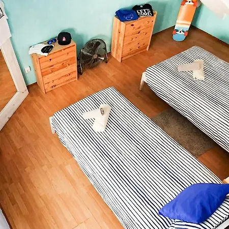 Surf Camp Hostel Ericeira