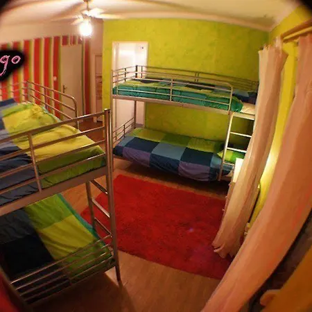 Surf Camp Hostel *