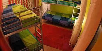 Albergue Surf Camp *